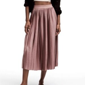 Anthropologie Midi Skirt Silky Pleated Accordion Lavender Women’s Size Small EUC